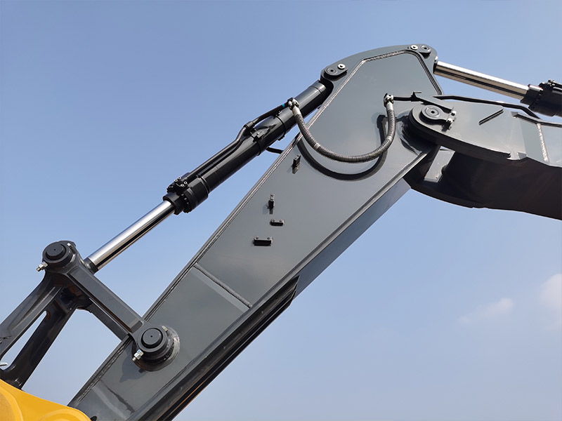 O que é cilindro hidráulico de escavadeira?