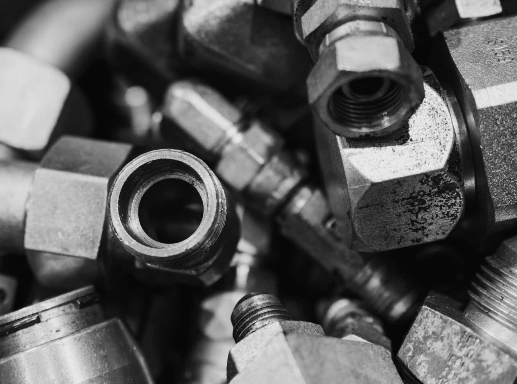 Guia de seleção de acessórios hidráulicos: fatores-chave para dominar rapidamente